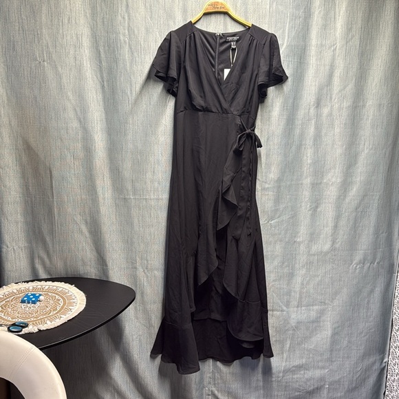 🏁 Elegant Black Maxi Dress size medium NWT - Picture 5 of 8